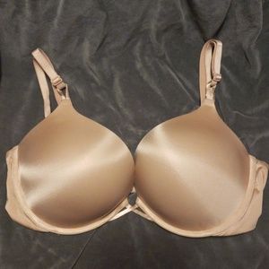 Victorias Secret Bombshell Bra 36D